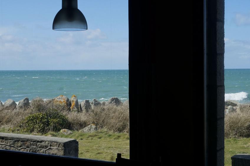 Ferienvilla mit Blick auf das Wasser - foto 9