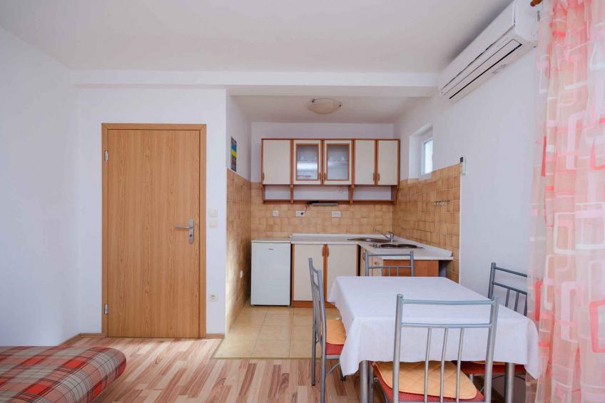 Bungalow avec barbecue et balcon près de la plage - BF-4N695 - foto 15