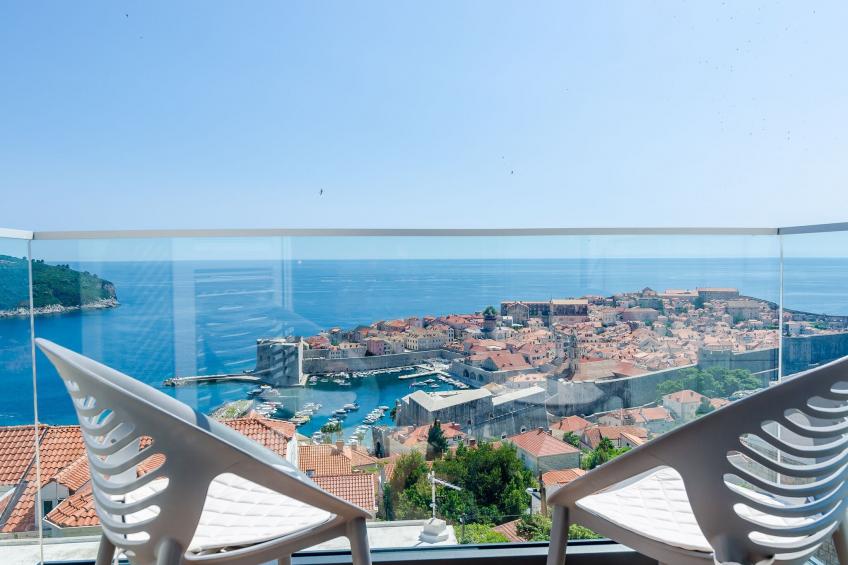 Apartments Isabora - Comfort Three-Bedroom Apartment with Balcony and Sea View (Second Floor) - foto 4