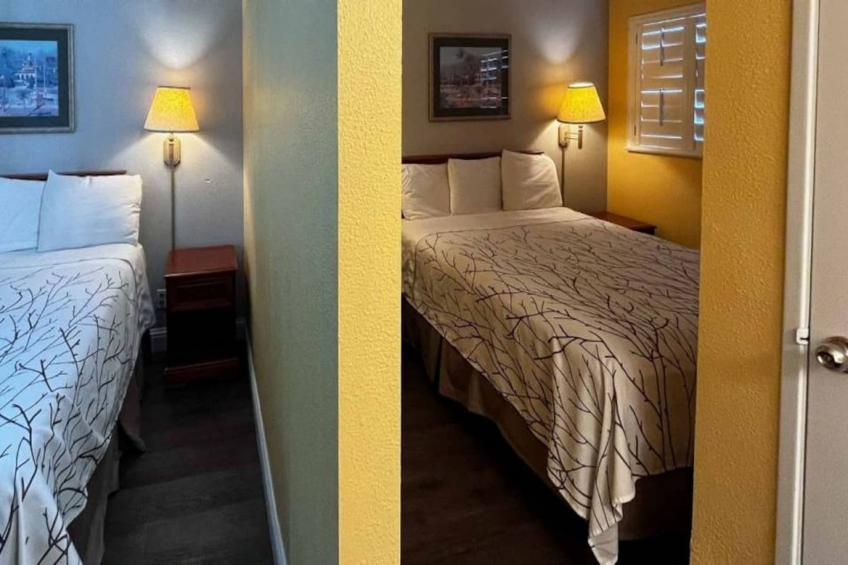 2 Full Beds  Non-Smoking - foto 7