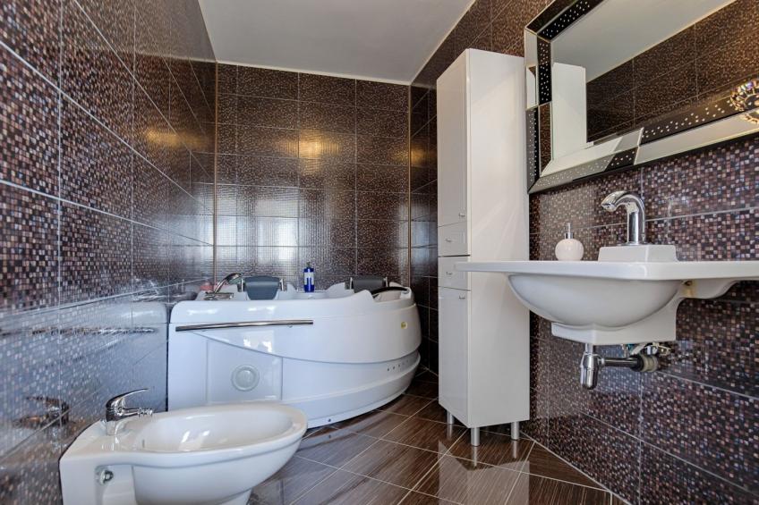 Villa mit Pool und schönem Meerblick - foto 28