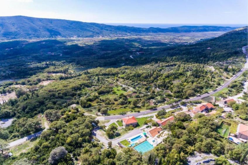 Villa Falcon Rook - Four-Bedroom Villa with Terrace and Swimming Pool - foto 15