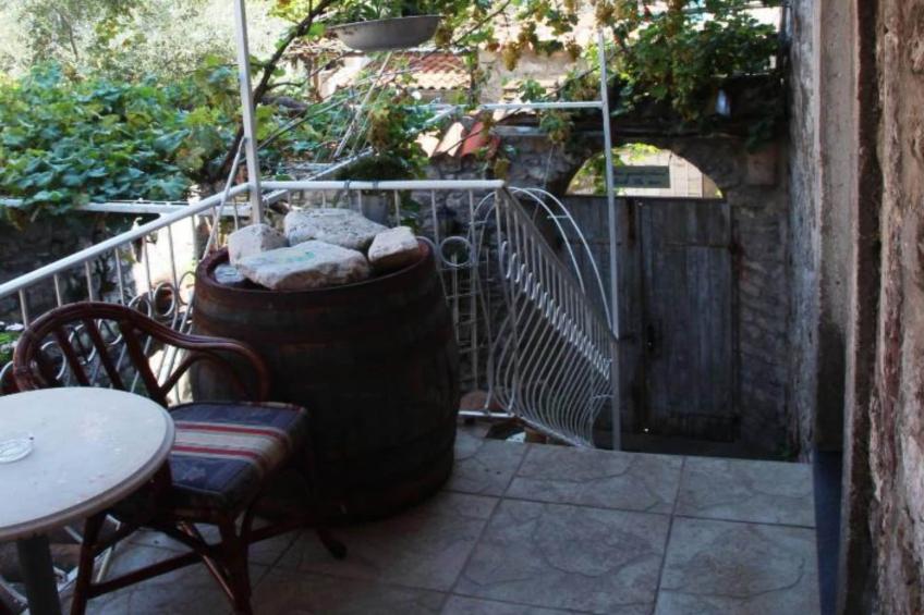 Quaint & Affordable Stay in Budva Traditional Stone House - Comfort Double Room 4 - foto 12