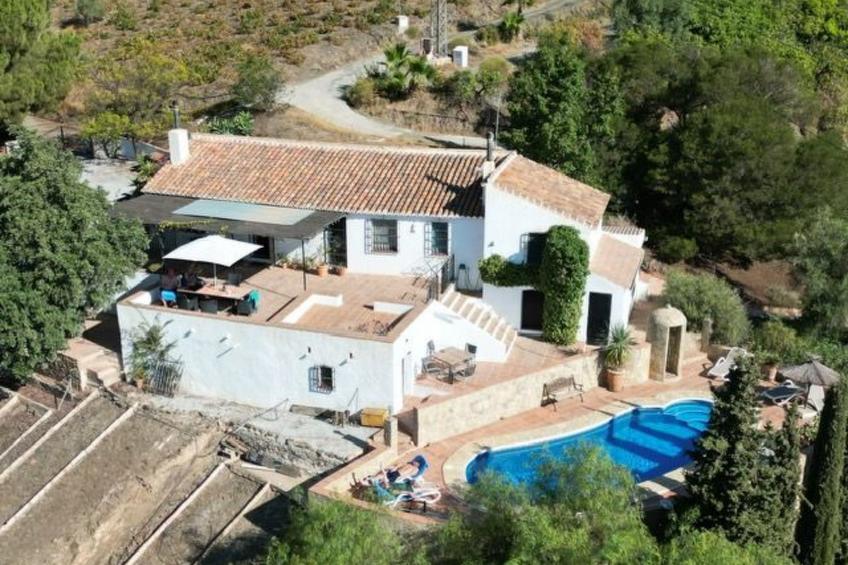 Finca "La Estrella de Cómpeta". - foto 4