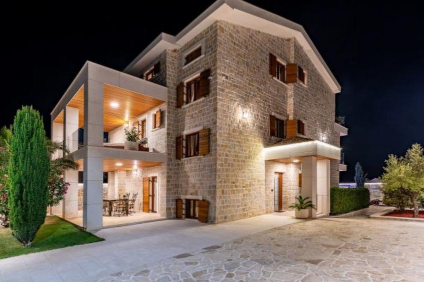 Villa Nena with heated pool, jacuzzi and sauna - foto 8