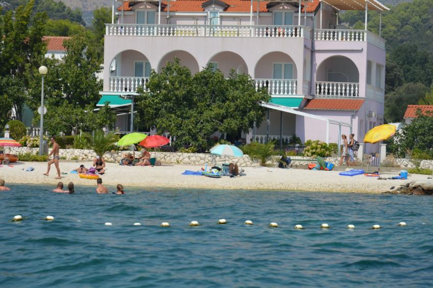 in Poljica mit privatem Parkplatz - foto 35