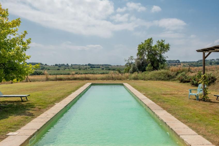 Costabravaforrent La Tallada, mit privatem Pool