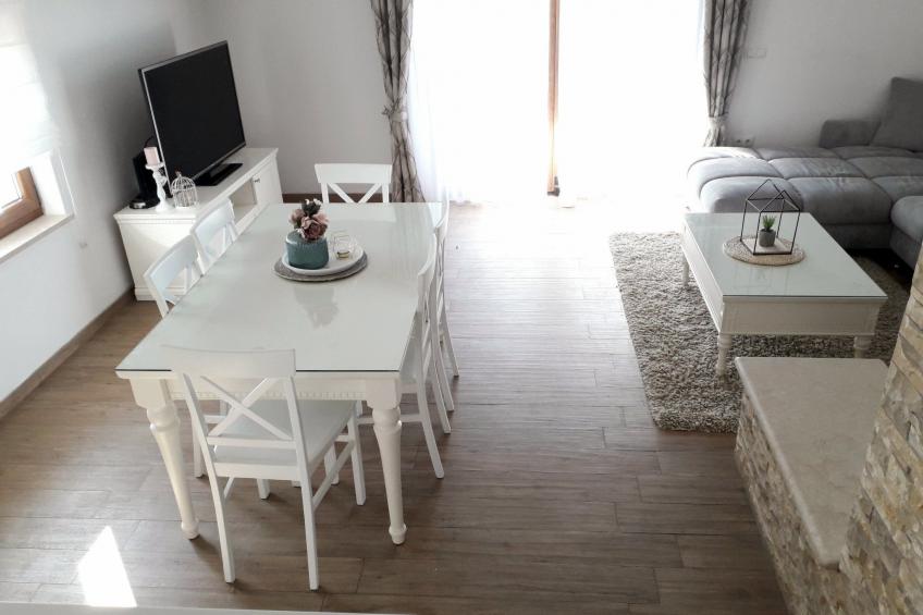 Angenehmes Haus in Posedarje mit großem Garten - foto 6