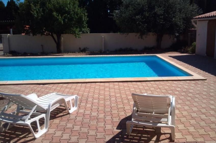 Schönes Ferienhaus mit eigenem Pool - foto 20