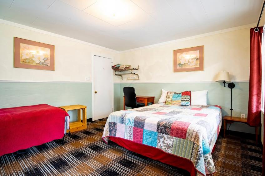1 Queen and 1 Twin Room with Kitchenette - foto 27