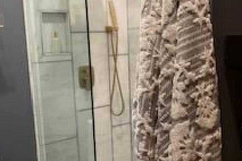 "Bedstuy Belle" - foto 4