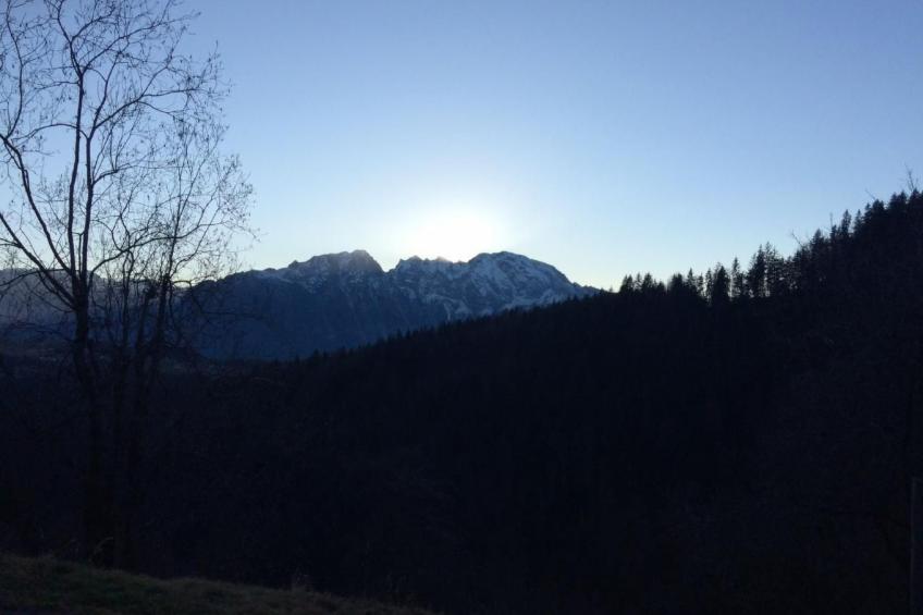 mit Blick auf die Berge - foto 33