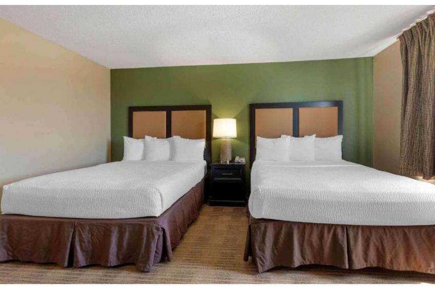 2 Full Beds | Non-Smoking, Kitchen - foto 2