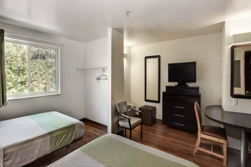 2 FULL BEDS  SMOKING - foto 16