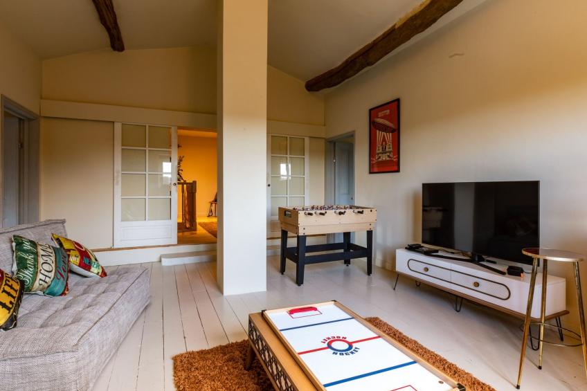 Haus Kalia. Swimmingpool, Sommerküche, Video-Lounge und Fitnessraum - foto 25