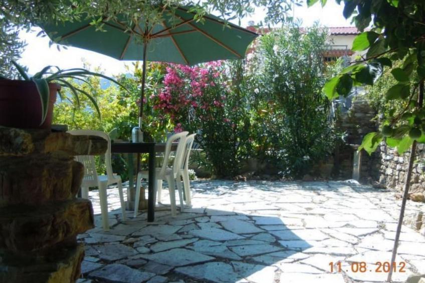 Schönes Ferienhaus mit Garten und Whirlpool - foto 16