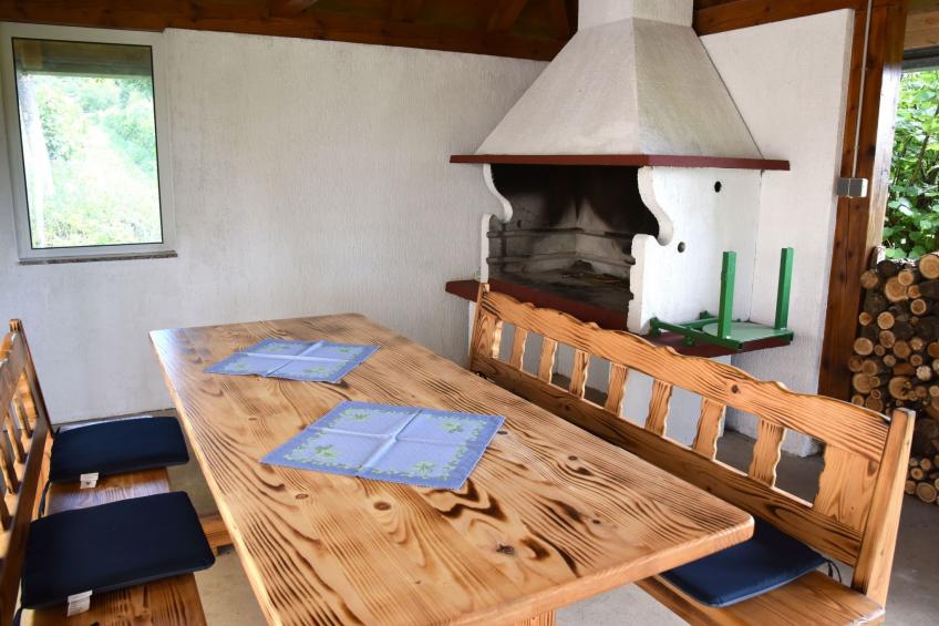 Hütte mit Garten, Grill und Terrasse - foto 21