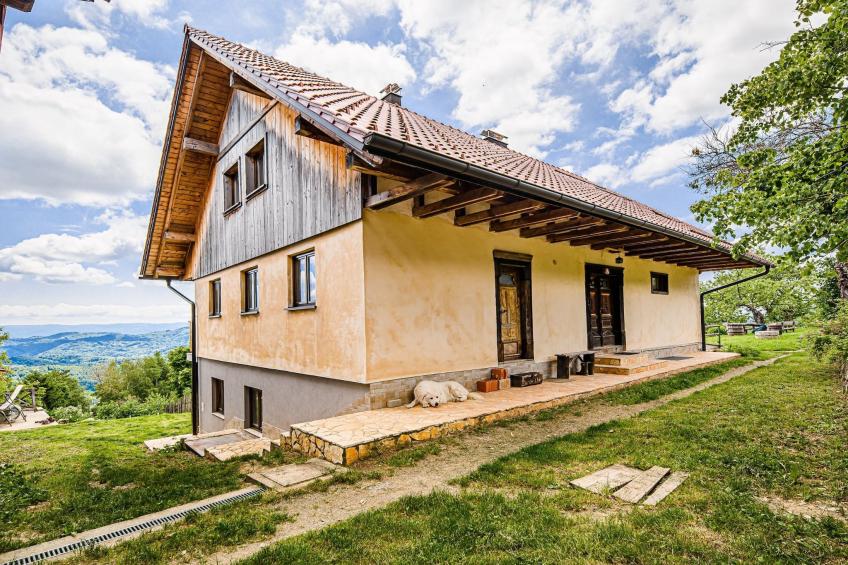 Hidden Authentic Haven Apartments - Two Bedroom Apartment with Balcony - foto 35