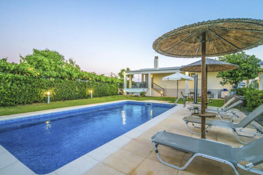 Villa Euphoria, Strand von Gennadi