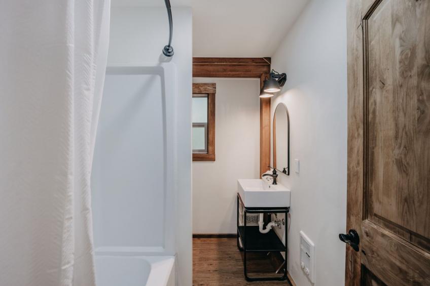 Neues modernes rustikales Haus mit AC, Whirlpool, Haustiere OK - foto 15