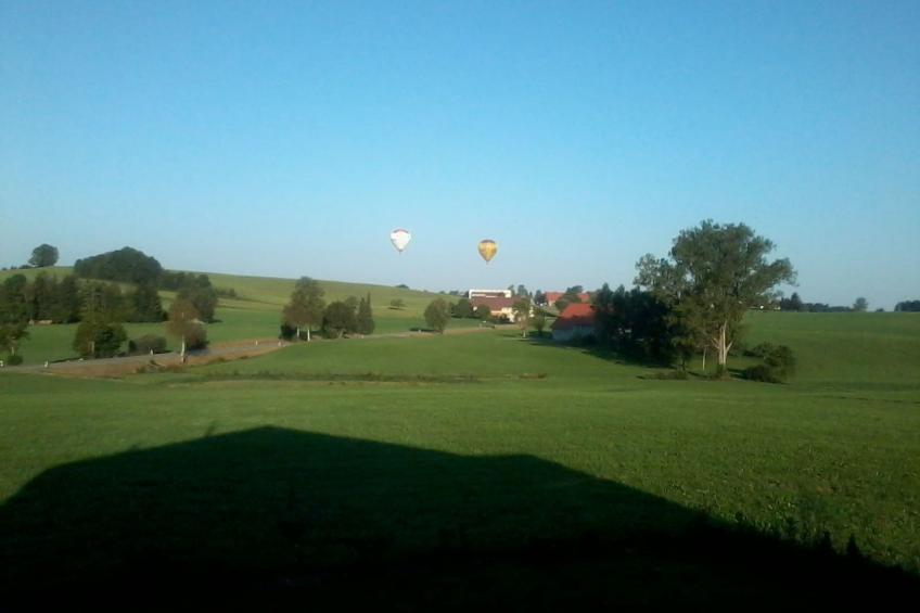 Wohnung mit großer Gartenterrasse und Ausblick - foto 8
