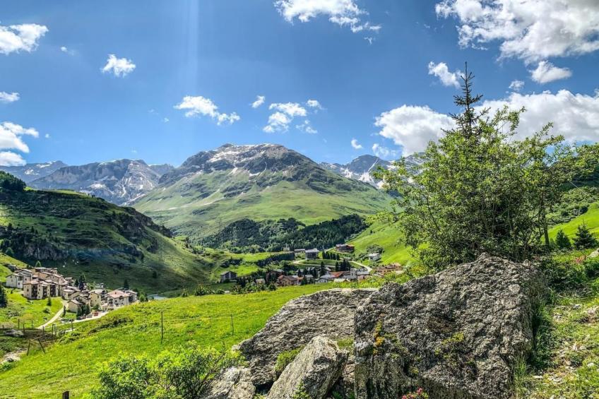 mit Panoramablick in die Bergwelt - foto 16