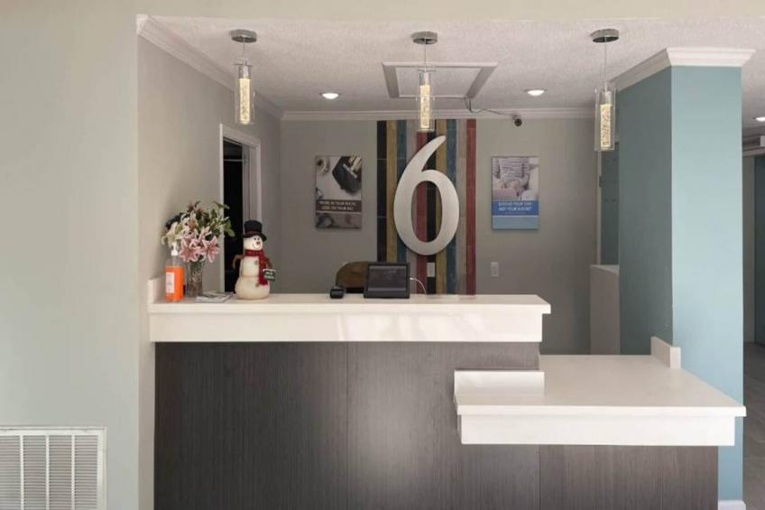 1 King Bed  Smoking Kitchen - foto 25