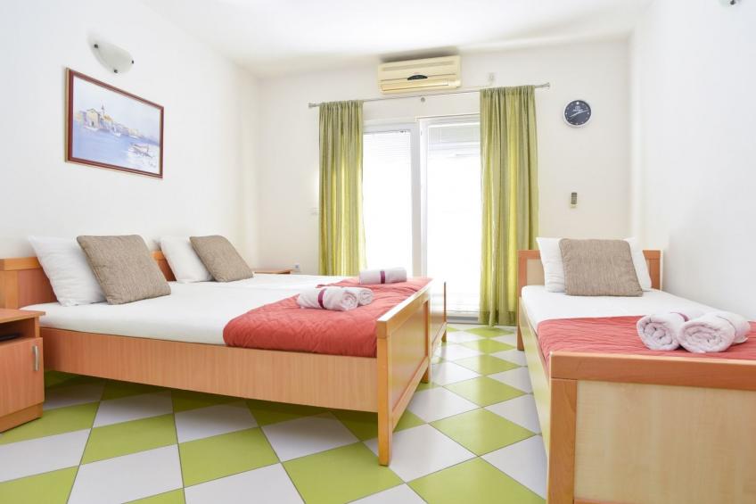 Studio-Apartment mit Balkon