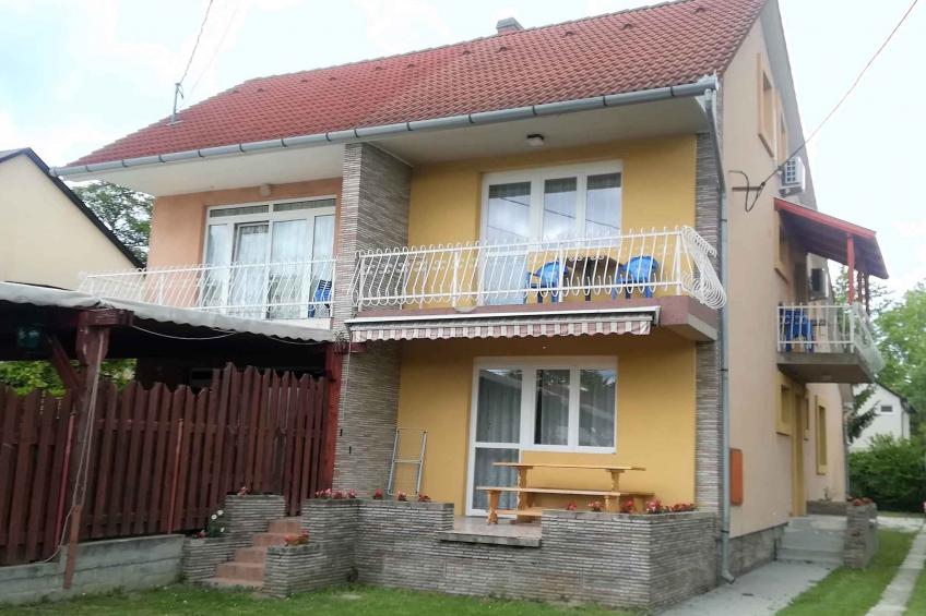 appartement de vacances à 100 m du lac Balaton - BF-C8DV