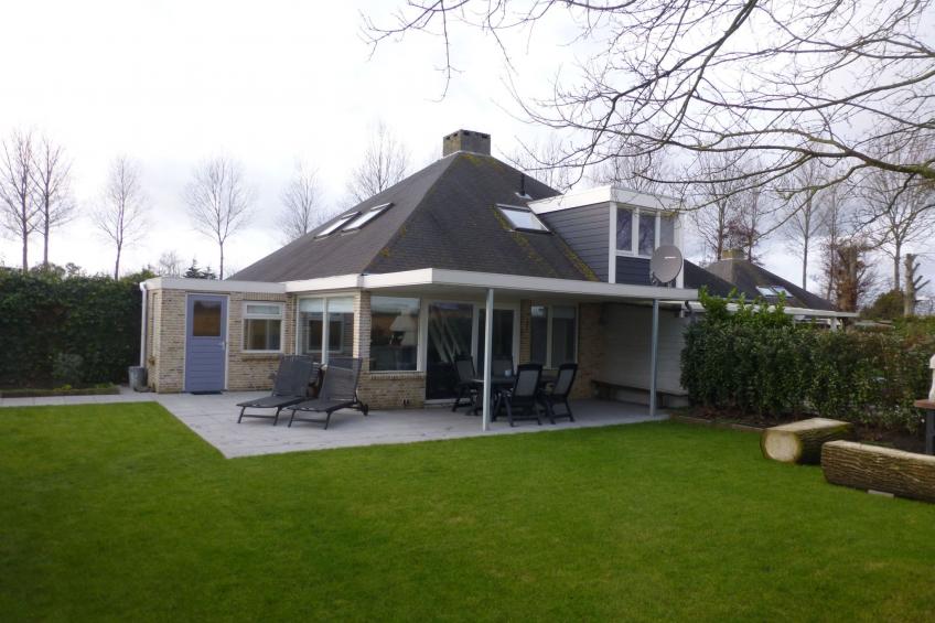 Neuer schöner Bungalow