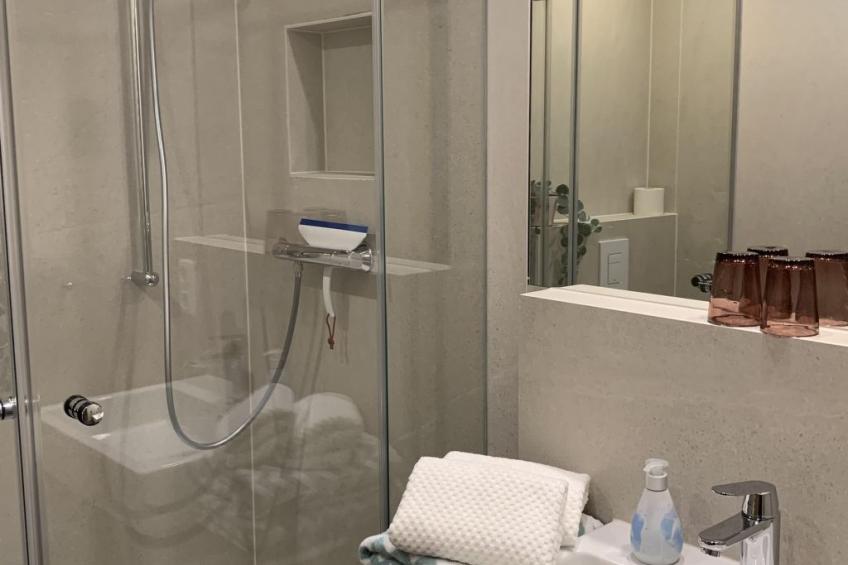 Moderne 2-Zimmer Ferienwohnung - foto 6