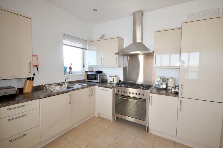 Lichtdurchflutete Ferienwohnung in der zweiten Etage mit Panorama-Blick über de - foto 3