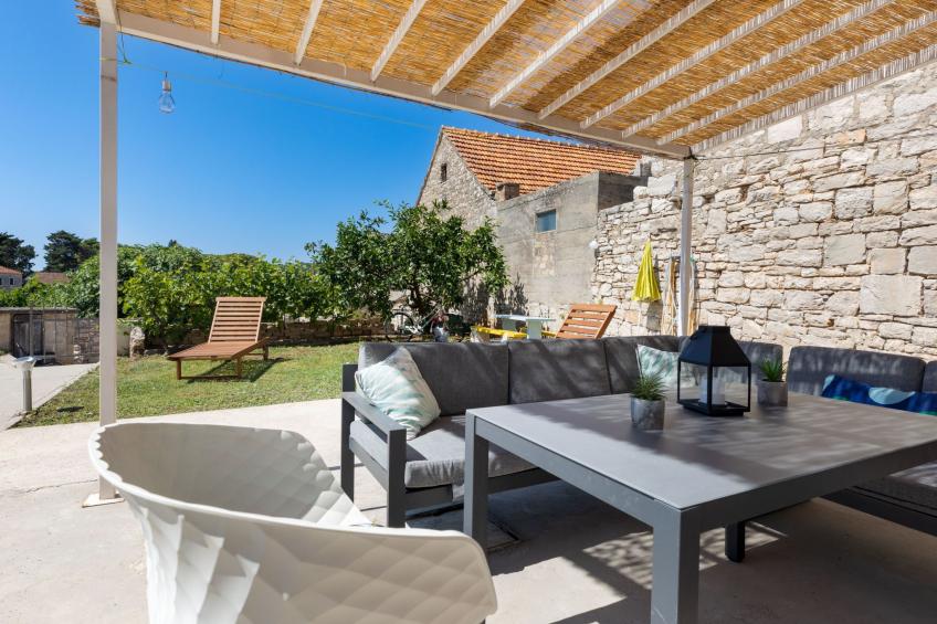 Ruhige Villa mit weitläufigem Garten, ideal für Familien mit Kindern - foto 9