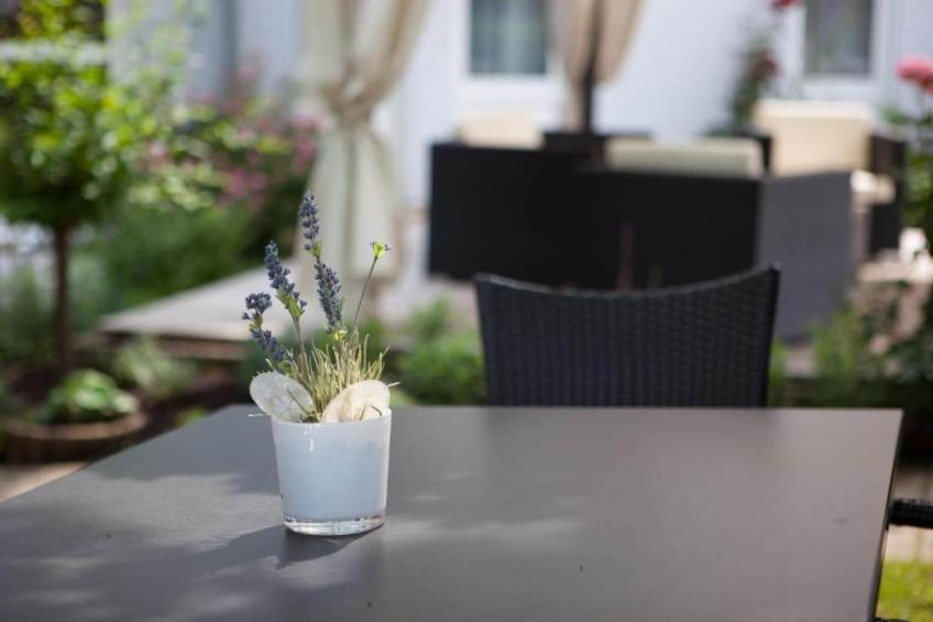 Stuttgart Großbettlingen by Belvilla Single Room - foto 18
