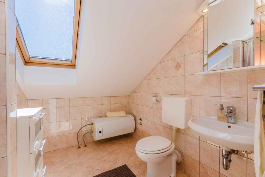 Vakantiehuis met zwembad en whirlpool - VW-8YM8N - foto 42