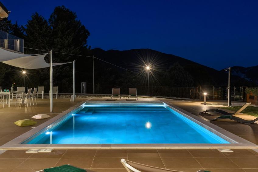 Villa Montefalcone, Außen- und Innenpool - foto 24