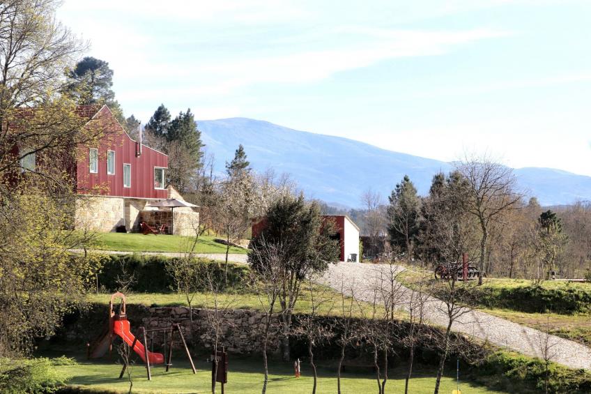 Haus in Vila Soeiro Do Chão mit privatem Parkplatz - foto 32