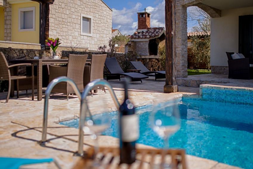 Villa "Oleandar" mit Schwimmbad und Meerblick - foto 15