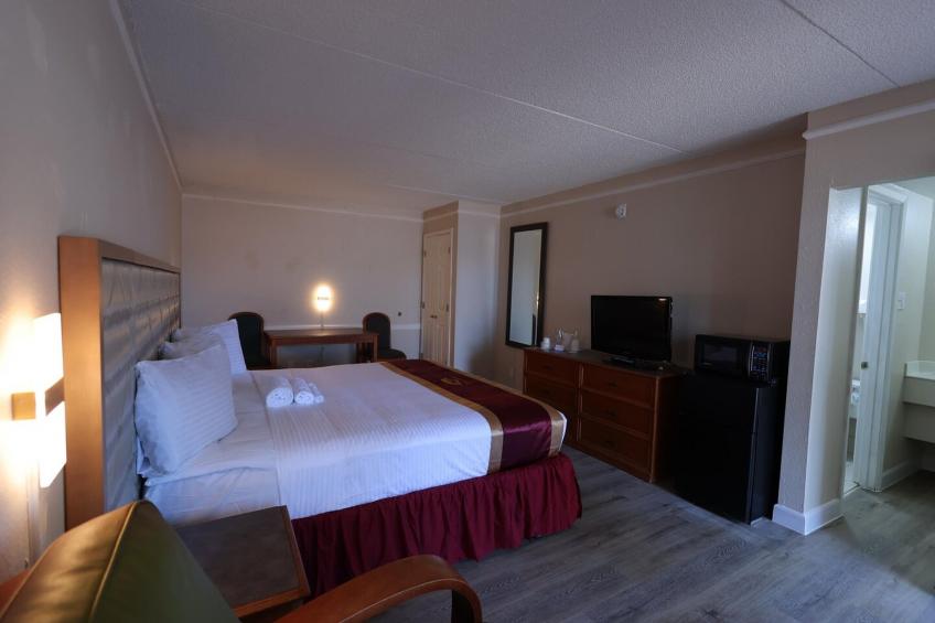 US_TEX002_2 Queen Bed Smoking - foto 35