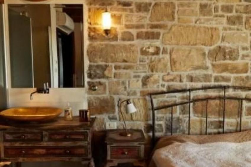 in Kostanjica mit Grill, Terrasse und Garten - foto 12