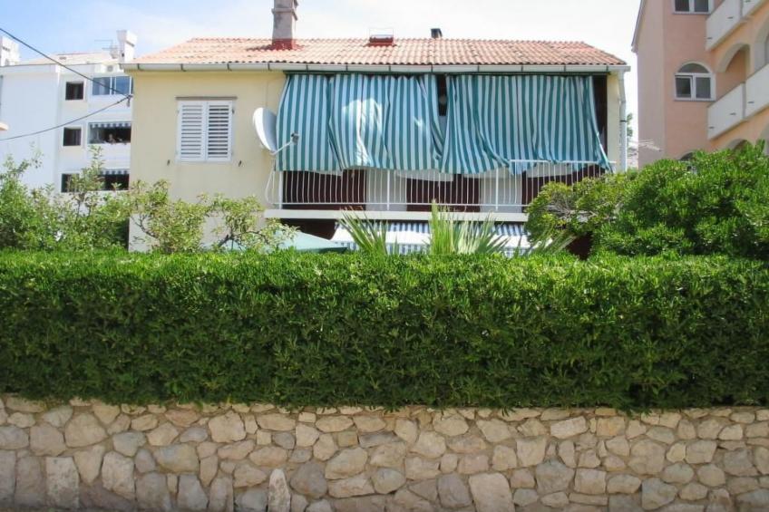 Große Ferienwohnung in Pag mit Privater Terrasse - foto 10