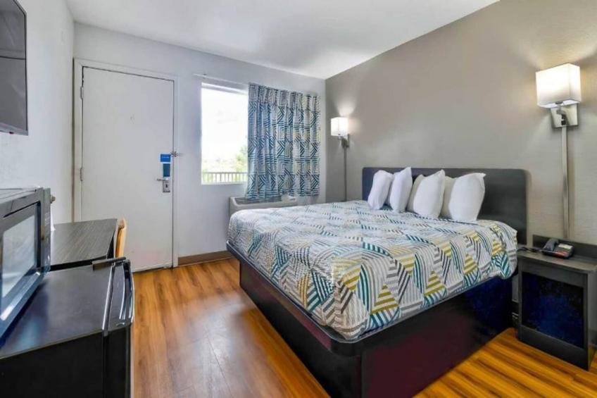 1 Queen Bed - foto 7
