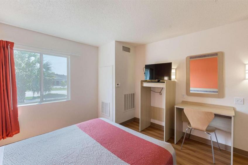 1 Full Bed  Micfridge - foto 18