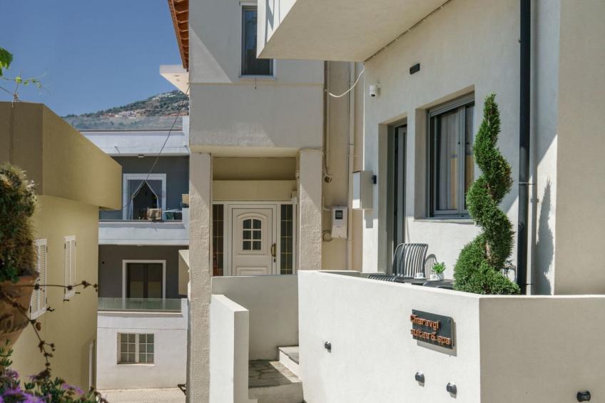 Neue Charavgi Suite mit Jacuzzi, 40m vom Strand entfernt - foto 21