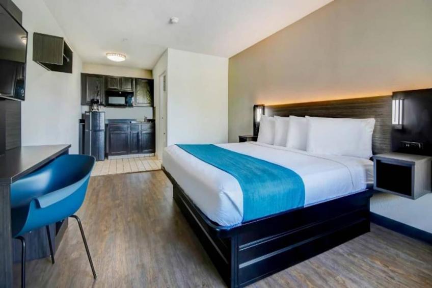1 King Bed  Smoking - foto 15