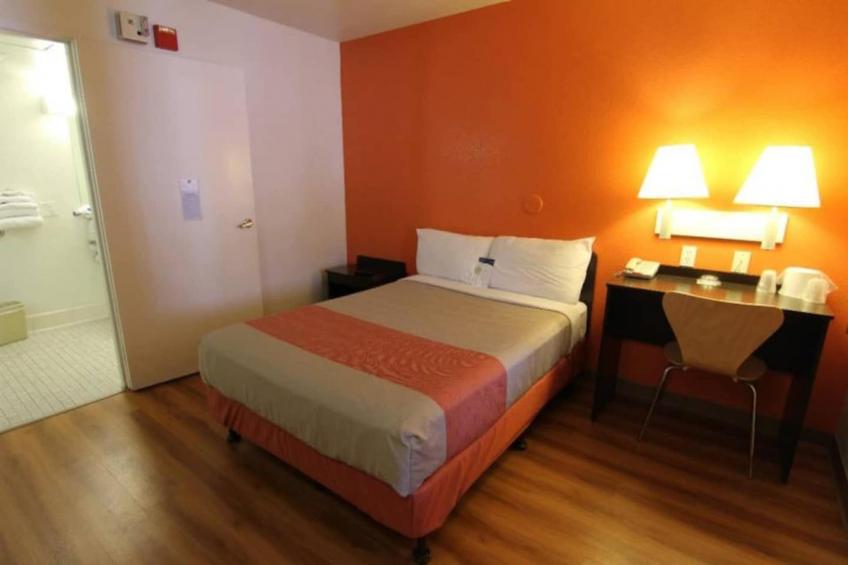 1 Queen Bed - foto 26