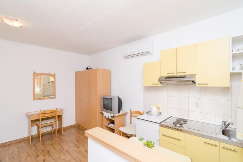 Apartments Skurla - Studio Apartment with Terrace (A1 žuti ) - foto 5