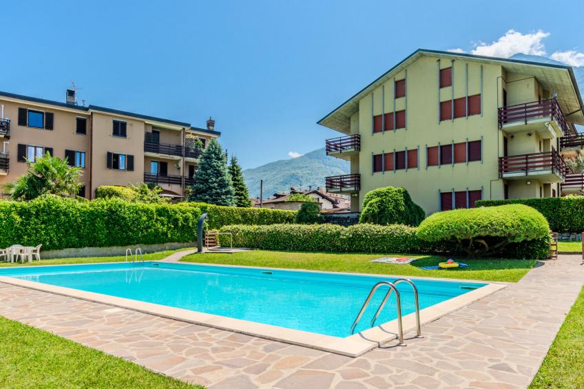 Miralago Guest House