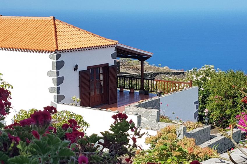 mit Garten und wunderbarer Aussicht