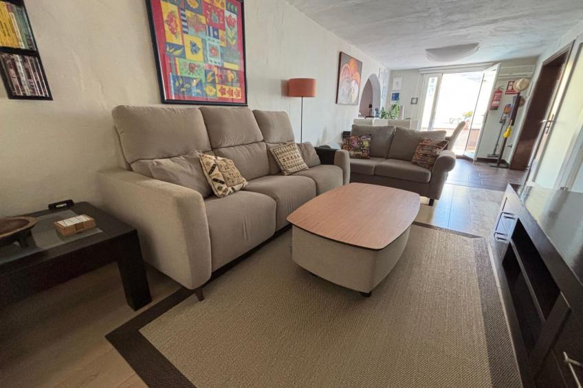 Haus mit beheiztem Schwimmbad, Berg- und Meerblick - foto 28